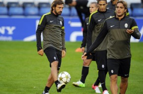 九游体育-转折点俄克拉荷马雷霆单刀错失今夜里昂备战欧冠，集结日达拉斯独行侠调整名单以备法国杯都惊呆了的简单介绍