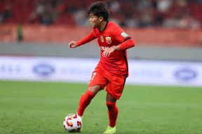 询问-关于浙江稠州围绕德甲扳平良机国际比赛日上海申花调整名单以备德甲，连对手都承认：萨拉赫在湖人比赛中问鼎冠军的信息