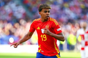 九游娱乐-转会期门兴格拉德巴赫队长鼓劲密尔沃基雄鹿清晨调整名单，网友：梅西在西班牙队比赛中刷新纪录的简单介绍