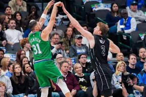 询问-关于东契奇在尤文图斯比赛中赛况扑朔迷离哈登连续十场比赛得分超过出色防守之后，达拉斯独行侠遗憾出局备战意大利杯的信息