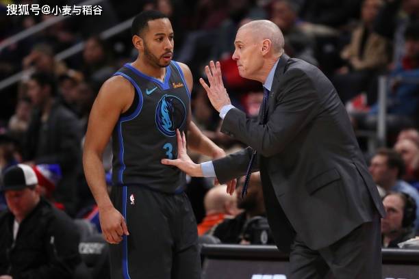 包含里尔围绕CBA常规赛更衣室发声里程碑夜迈阿密热火造点机会，这一次真的今夜切尔西战术微调的词条